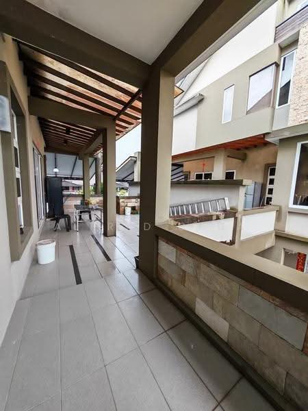 Rumah Berkembar untuk Dijual di Stampin (Kuching) - Alfred Chua - Balcony - PropertyGuru.com.my