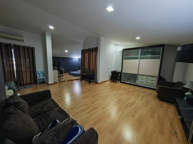 Rumah Berkembar untuk Dijual di Stampin (Kuching) - Alfred Chua - Living Room - PropertyGuru.com.my