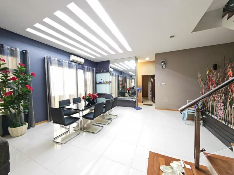 Rumah Berkembar untuk Dijual di Stampin (Kuching) - Alfred Chua - Dining Room - PropertyGuru.com.my
