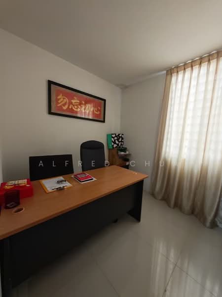 Rumah Berkembar untuk Dijual di Stampin (Kuching) - Alfred Chua - Study - PropertyGuru.com.my