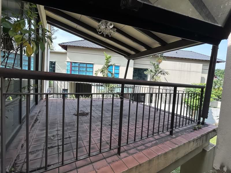 Bungalow House untuk Dijual di Bukit Gita Bayu (Seri Kembangan) - Jovin Cheor - Exterior - PropertyGuru.com.my