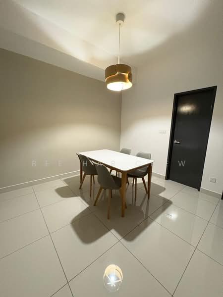 Kediaman Servis untuk Disewa di EDUSENTRAL - Bee Har Chew - Dining Room - PropertyGuru.com.my