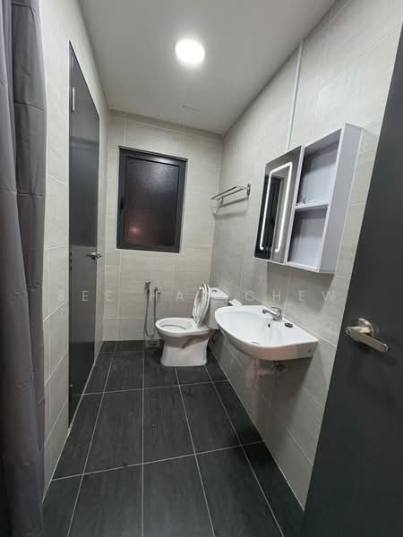 Kediaman Servis untuk Disewa di EDUSENTRAL - Bee Har Chew - Bathroom - PropertyGuru.com.my