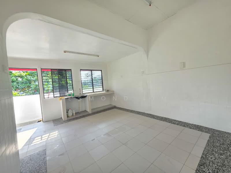 1-storey Terraced House for Rent in Johor Bahru (Johor) - Desmond Lim - Kitchen - PropertyGuru.com.my