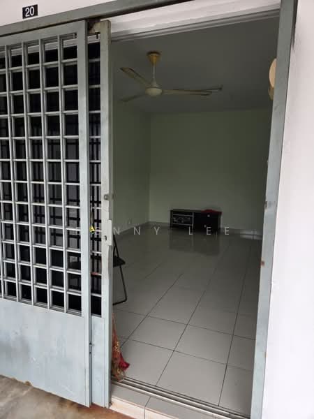 Rumah Teres 1-Tingkat untuk Disewa di Taman Bukit Mewah (Kajang) - Benny Lee - Living Room - PropertyGuru.com.my