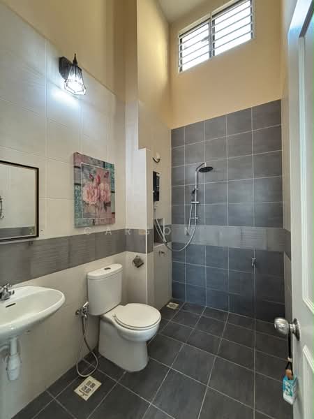Rumah Kluster untuk Disewa di Taman Adda Heights (Tebrau) - Carson . - Bathroom - PropertyGuru.com.my