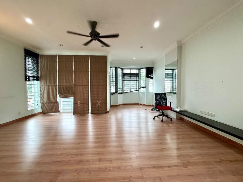 Rumah Berkembar untuk Disewa di Pulau Tikus (Penang) - Lee Xue Chen - Living Room - PropertyGuru.com.my