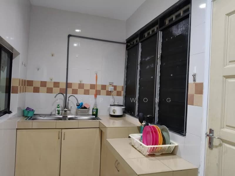 Rumah Teres 2-Tingkat untuk Disewa di Ipoh (Perak) - Joseph Wong - Kitchen - PropertyGuru.com.my