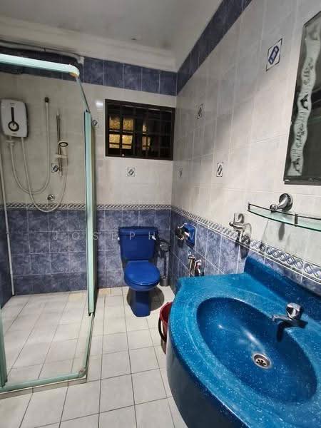 Rumah Teres 2-Tingkat untuk Disewa di Ipoh (Perak) - Joseph Wong - Bathroom - PropertyGuru.com.my