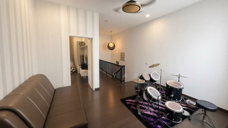 Cluster House for Sale in Setia Tropika (Johor Bahru) - JH Yap - Living Room - PropertyGuru.com.my