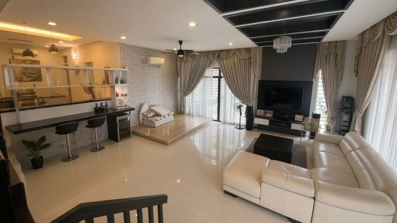 Cluster House for Sale in Setia Tropika (Johor Bahru) - JH Yap - Living Room - PropertyGuru.com.my