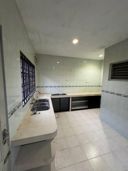 2-storey Terraced House for Sale in Taman Menglembu Berlian (Menglembu) - Joseph Wong - Kitchen - PropertyGuru.com.my