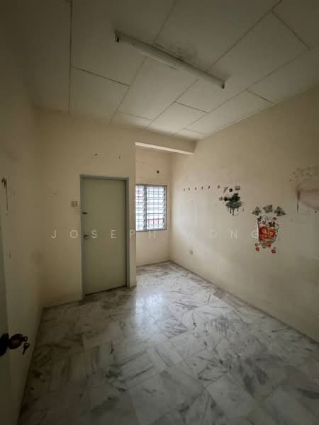 2-storey Terraced House for Sale in Taman Menglembu Berlian (Menglembu) - Joseph Wong - Interior - PropertyGuru.com.my