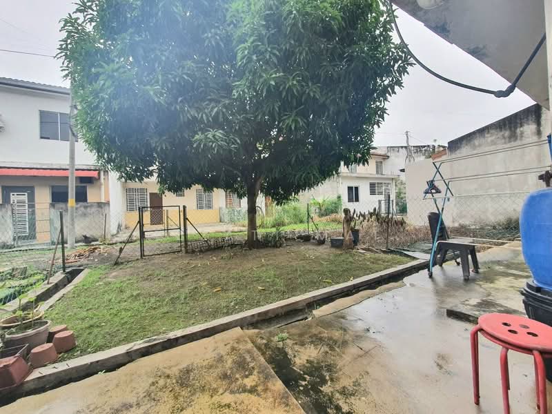 2-storey Terraced House for Sale in Bandar Saujana Putra (Tanjong Duabelas) - Izzati Mat - Exterior - PropertyGuru.com.my