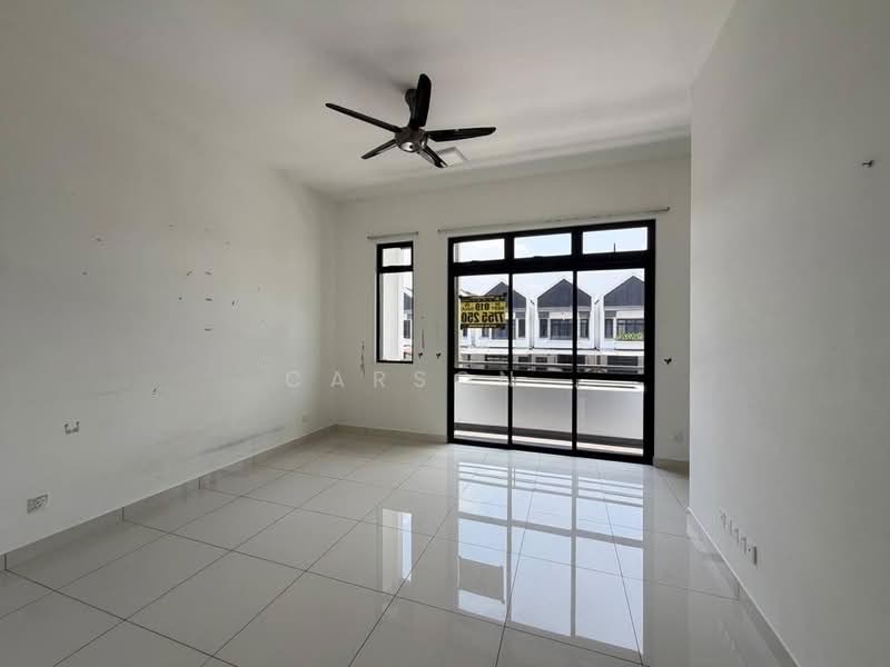 Terraced House for Sale in Johor Bahru (Johor) - Carson . - Living Room - PropertyGuru.com.my