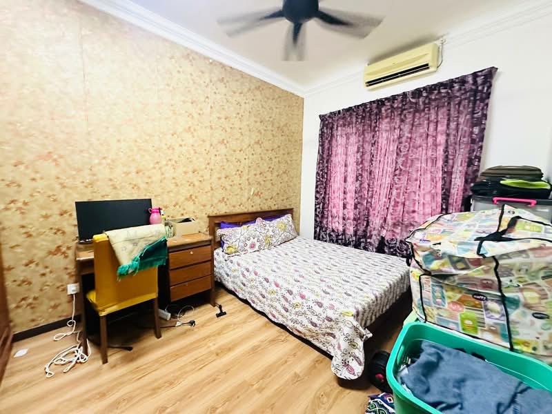 Rumah Berkembar untuk Dijual di Taman Tropika 2 (Kajang) - Amirun Kinanah - Bedroom - PropertyGuru.com.my