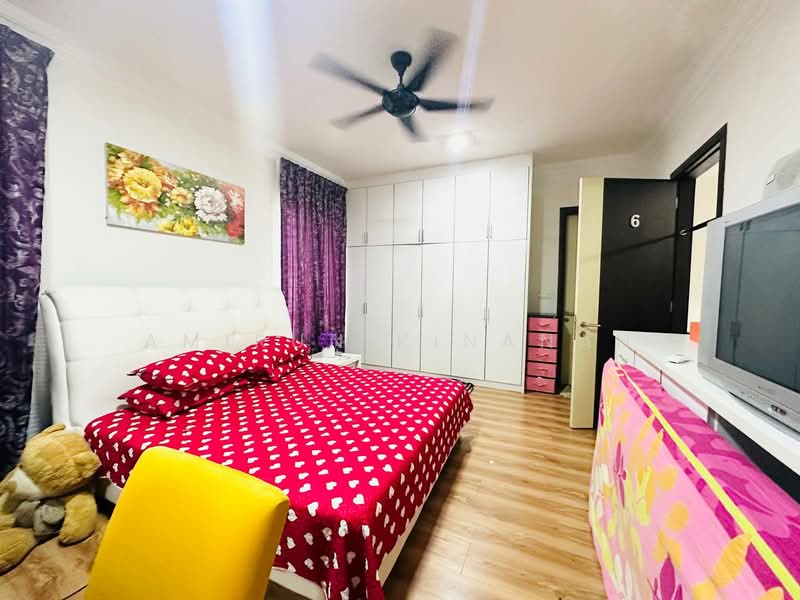 Rumah Berkembar untuk Dijual di Taman Tropika 2 (Kajang) - Amirun Kinanah - Bedroom - PropertyGuru.com.my