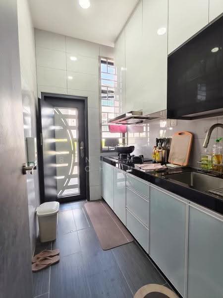 Rumah Teres 2-Tingkat untuk Dijual di Taman Impian Emas (Skudai) - Benjamin Chan - Kitchen - PropertyGuru.com.my