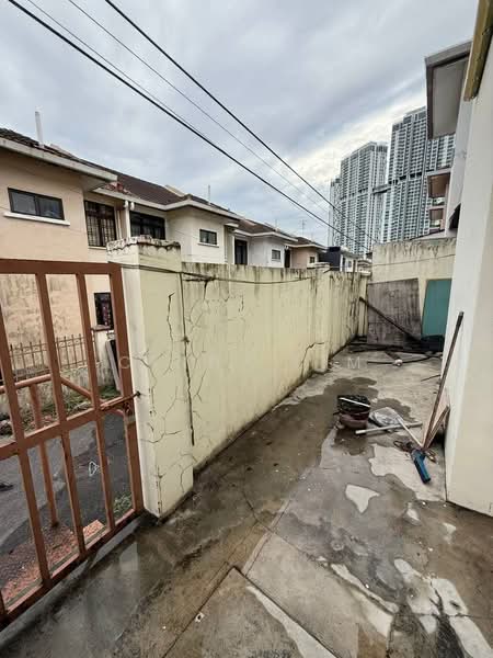 2-storey Terraced House for Sale in Taman Megah Ria (Masai) - Cindy Lim - Exterior - PropertyGuru.com.my