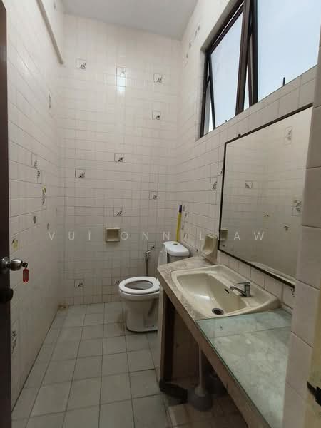 Rumah Teres 2-Tingkat untuk Disewa di Lintas Square (Kota Kinabalu) - Vui Onn Liaw - Bathroom - PropertyGuru.com.my