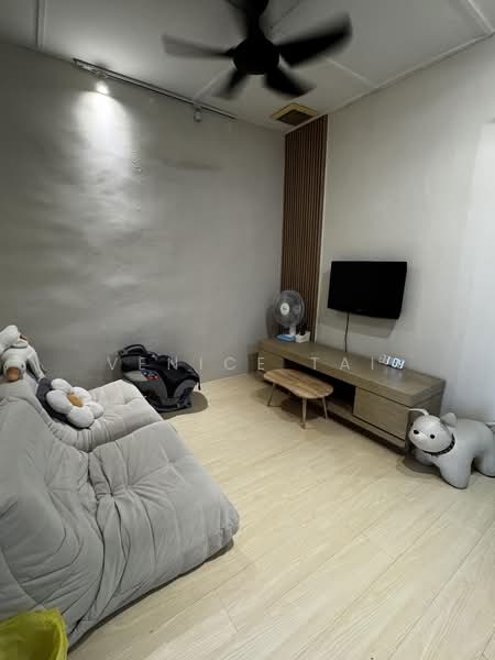 Flat for Sale at Taman Desa Cheras - Venice Tai - Living Room - PropertyGuru.com.my