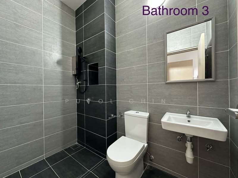 Rumah Teres 2-Tingkat untuk Disewa di Bandar Dato Onn (Tebrau) - Puyol Chin - Bathroom - PropertyGuru.com.my