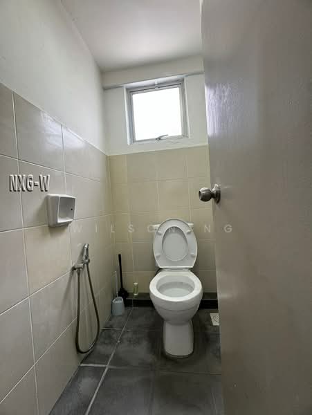 Semi-D Factory for Sale in Kapar (Selangor) - Wilson Ng - Bathroom - PropertyGuru.com.my