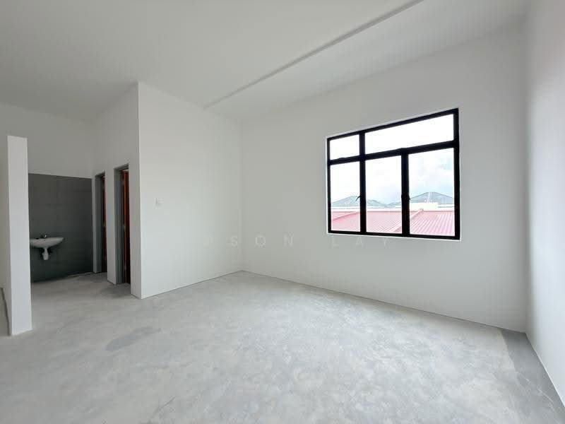 Shop / Office untuk Dijual di Taman Kluang Perdana (Kluang) - Gipson Lay - PropertyGuru.com.my