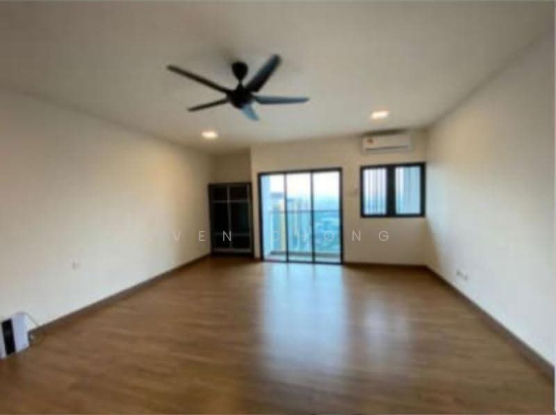 Service Residence for Sale at Symphony Tower (Menara Simfoni) - Even Chong - Living Room - PropertyGuru.com.my