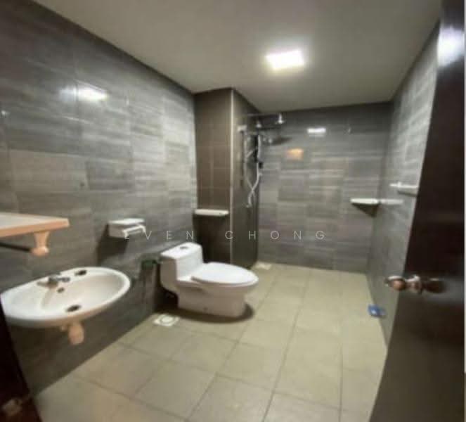 Service Residence for Sale at Symphony Tower (Menara Simfoni) - Even Chong - Bathroom - PropertyGuru.com.my