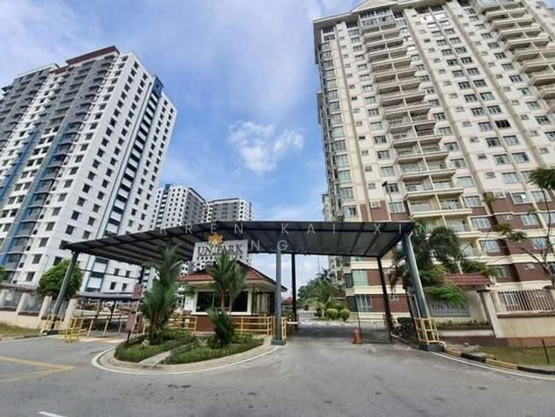 Kondominium untuk Dijual di Unipark Condominium - Darren Kai Xin Ng - Exterior - PropertyGuru.com.my