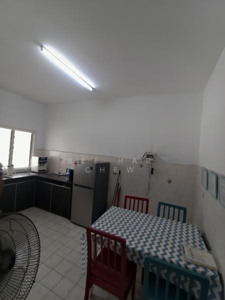 2-storey Terraced House for Sale in Alam Nusantara (Setia Alam) - Bee Har Chew - Kitchen - PropertyGuru.com.my