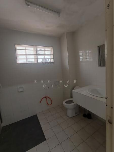 2-storey Terraced House for Sale in Alam Nusantara (Setia Alam) - Bee Har Chew - Bathroom - PropertyGuru.com.my