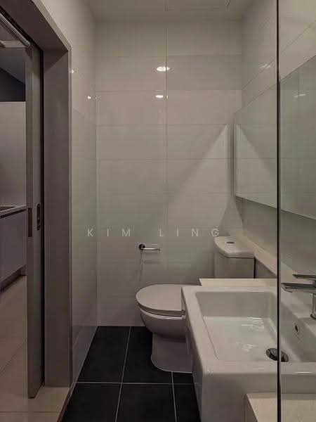 Kediaman Servis untuk Disewa di Residential Suites @ HighPark - Kim Ling - Bathroom - PropertyGuru.com.my