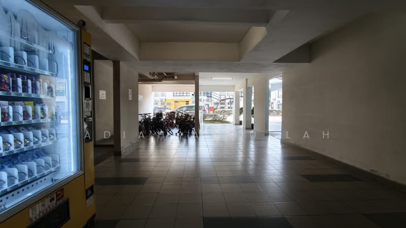 Apartment for Sale at MasReca n19eteen - Nadiah Abdullah - Corridor - PropertyGuru.com.my