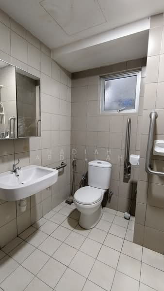 Apartment for Sale at MasReca n19eteen - Nadiah Abdullah - Bathroom - PropertyGuru.com.my