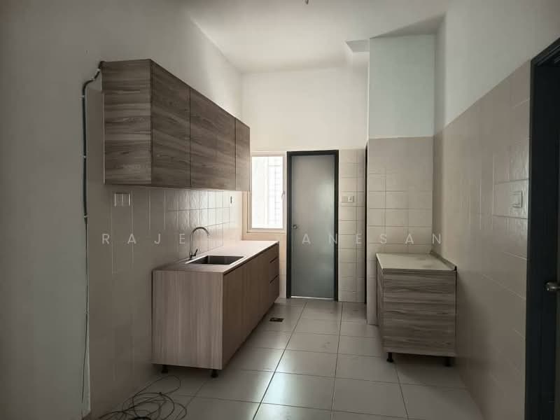 2-storey Terraced House for Rent in Rawang (Selangor) - Rajesh Kanesan - Kitchen - PropertyGuru.com.my
