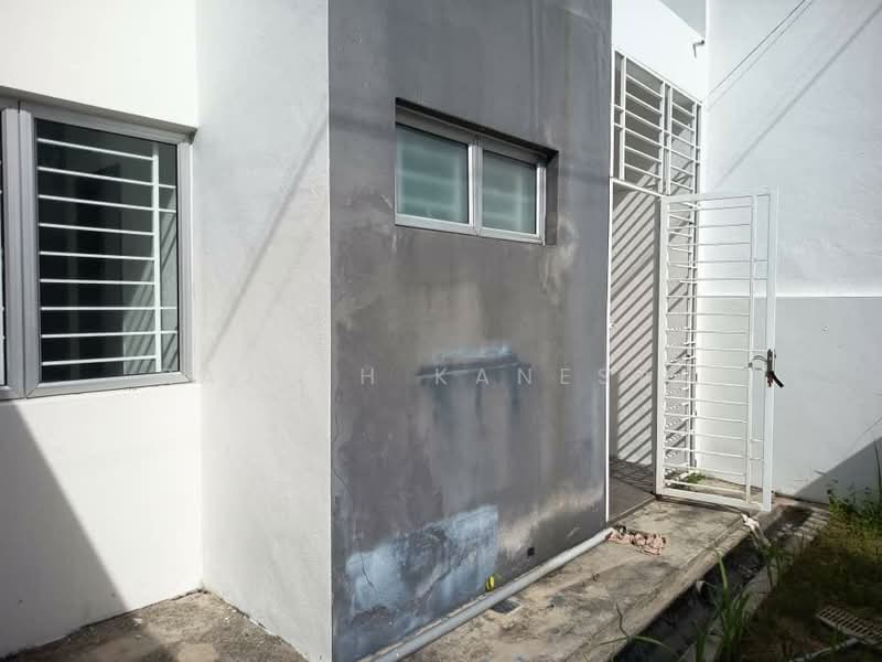 2-storey Terraced House for Rent in Rawang (Selangor) - Rajesh Kanesan - Exterior - PropertyGuru.com.my