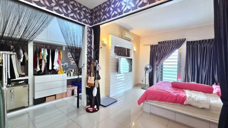 Semi-Detached House for Sale in Taman Seri Austin (Tebrau) - Karl Lim - Bedroom - PropertyGuru.com.my