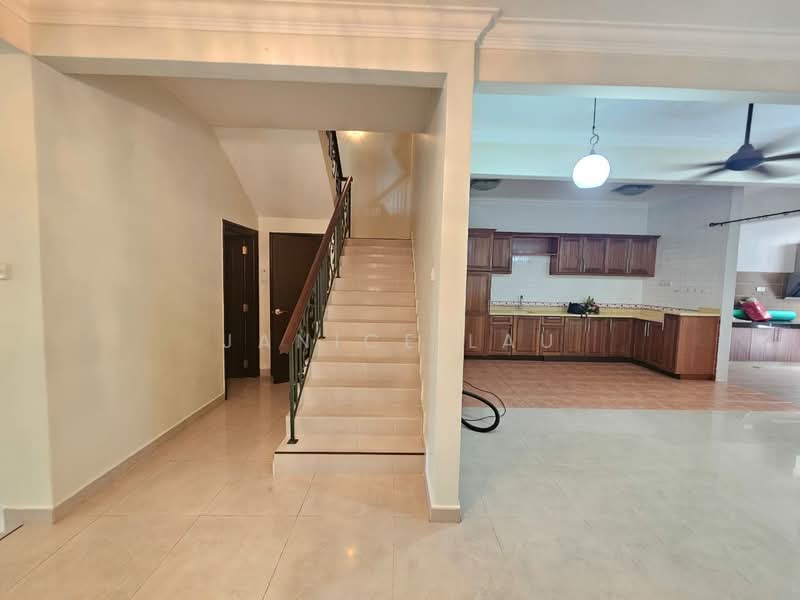 Rumah Berkembar untuk Dijual di Taman Lagenda Mas (Cheras) - Janice Lau - Kitchen - PropertyGuru.com.my