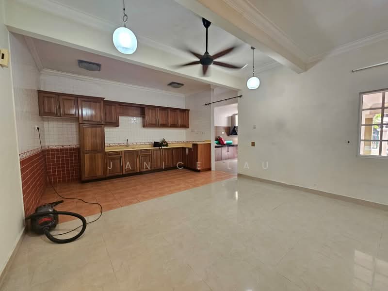 Rumah Berkembar untuk Dijual di Taman Lagenda Mas (Cheras) - Janice Lau - Kitchen - PropertyGuru.com.my