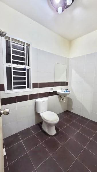 2-storey Terraced House for Sale in Nusa Bayu (Iskandar Puteri (Nusajaya)) - Karl Lim - Bathroom - PropertyGuru.com.my
