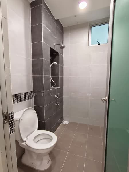 Condominium for Rent at The Seed Taman Sutera Utama - Rene Tew - Bathroom - PropertyGuru.com.my