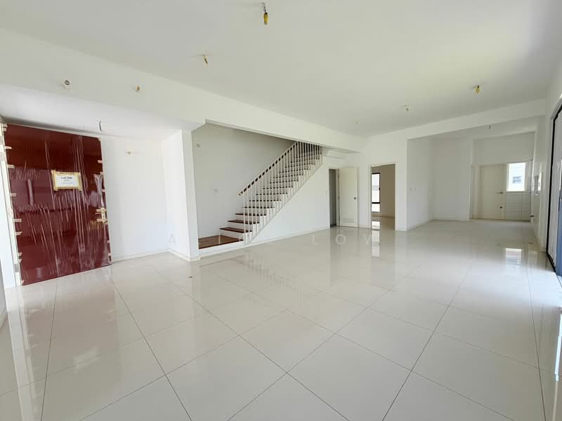 Rumah Teres 2-Tingkat untuk Dijual di Kota Emerald (Rawang) - Alice Low - Living Room - PropertyGuru.com.my