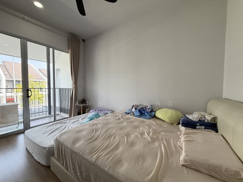 2-storey Terraced House for Sale in Tamansari (Rawang) - Danny Wong - Bedroom - PropertyGuru.com.my