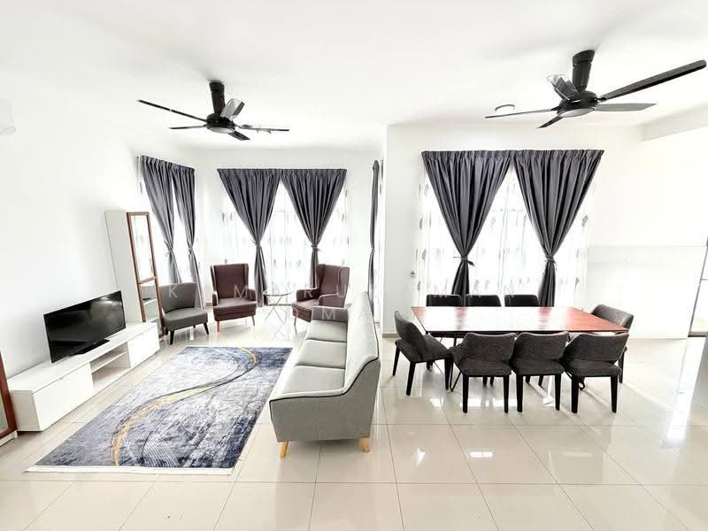 2-storey Terraced House for Sale in Puncak Alam (Selangor) - Kamaruzaman Omar - Living Room - PropertyGuru.com.my