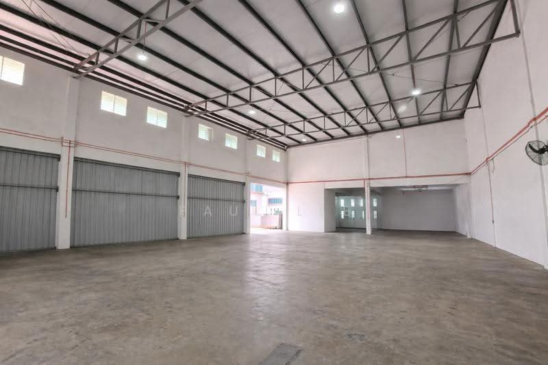 Factory for Sale in Taman Bukit Minyak (Bukit Minyak) - Paul Lee - Interior - PropertyGuru.com.my