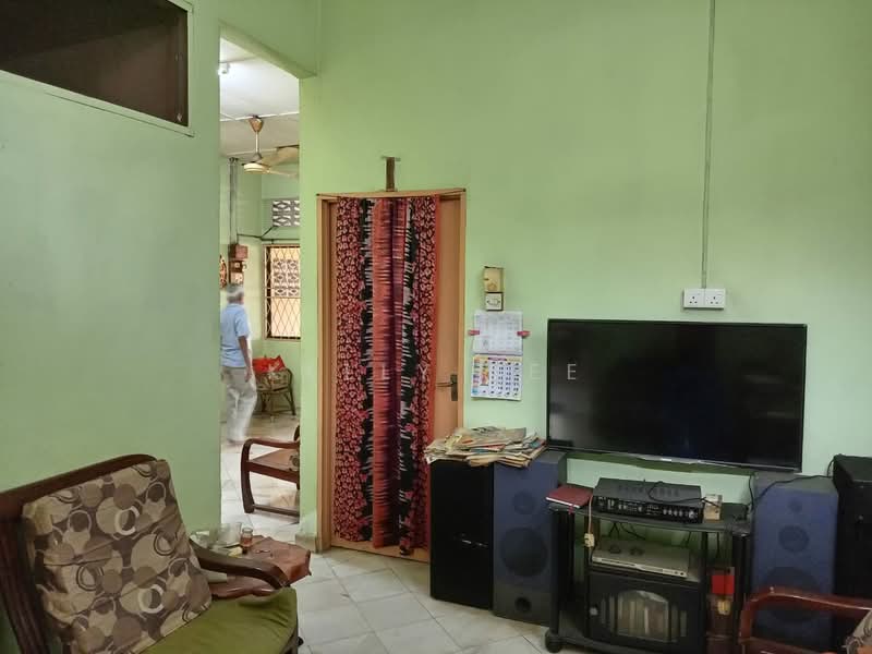 1-storey Terraced House for Sale in Taman Selasih (Kulim) - Kelly Yee - Living Room - PropertyGuru.com.my
