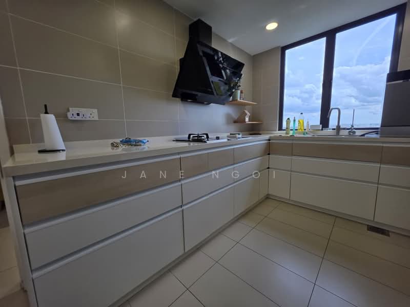 Condominium for Sale at The Straits View Condominium - Jane Ngoi - Kitchen - PropertyGuru.com.my