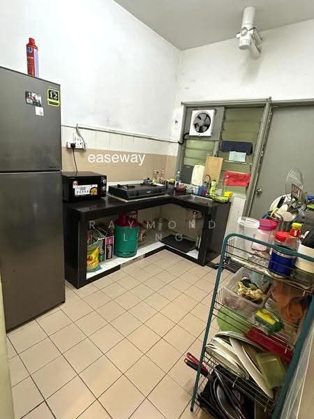 Condominium for Rent at Residensi Laguna (Sunway Belvedere) - Raymond Ling - Kitchen - PropertyGuru.com.my